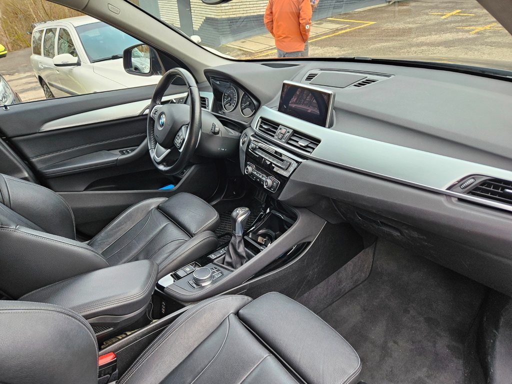 BMW X1 F48 20i xDrive SAG, Benzin, Occasion / Gebraucht, Automatik - 7