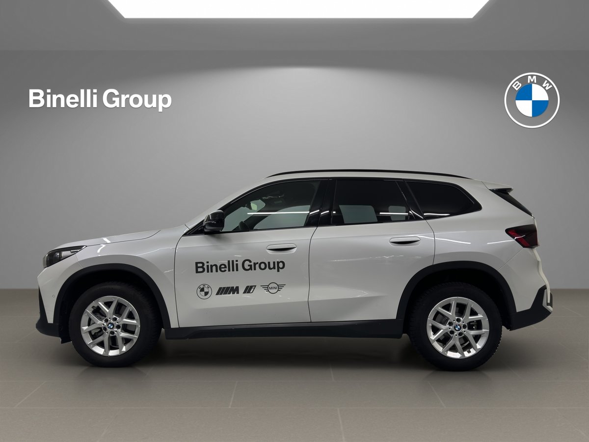BMW X1 23i 48V, Mild-Hybrid Benzin/Elektro, Occasion / Gebraucht, Automatik - 2