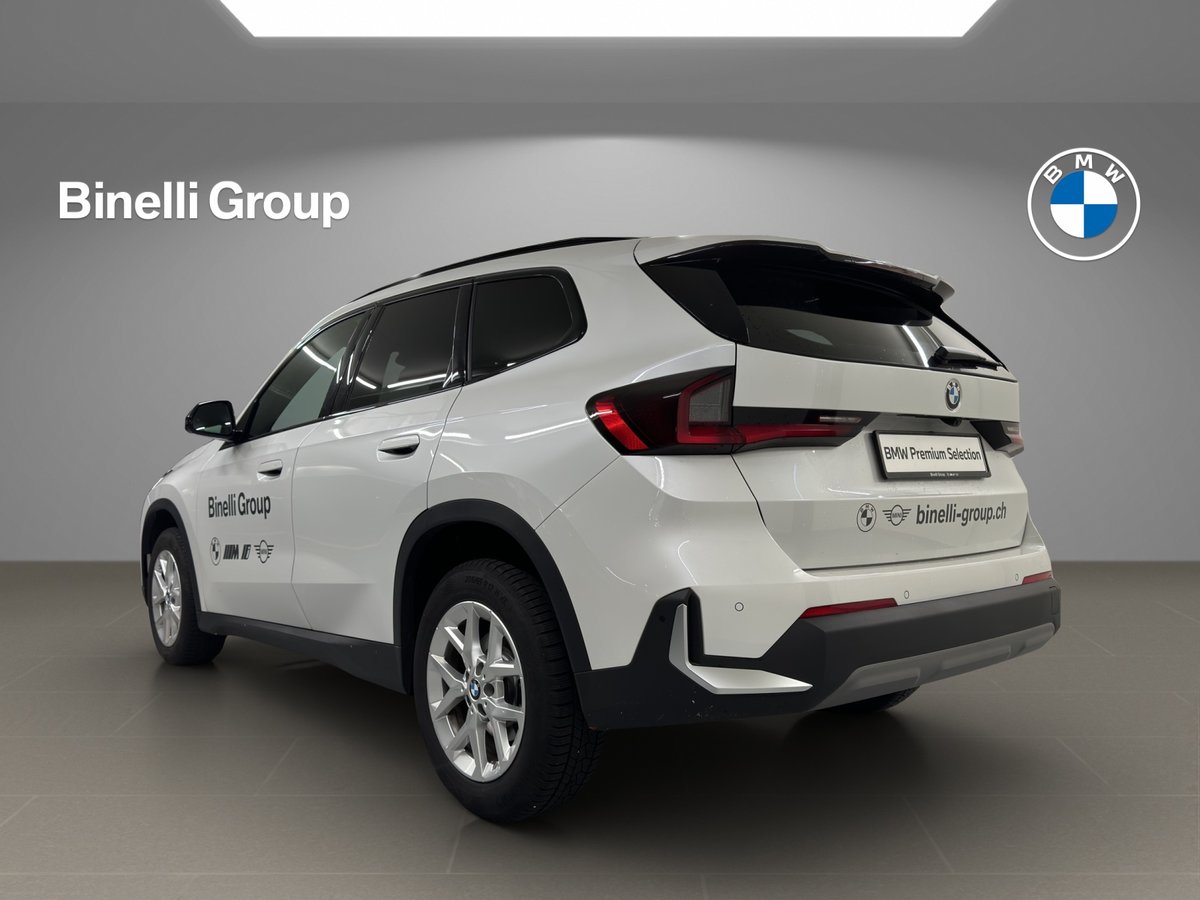BMW X1 23i 48V, Mild-Hybrid Benzin/Elektro, Occasion / Gebraucht, Automatik - 3