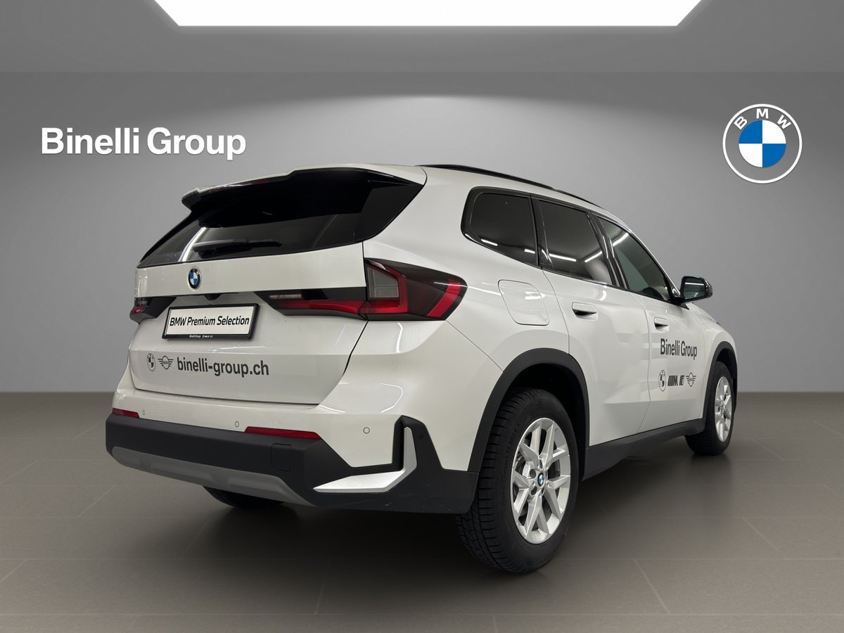 BMW X1 23i 48V, Mild-Hybrid Benzin/Elektro, Occasion / Gebraucht, Automatik - 5