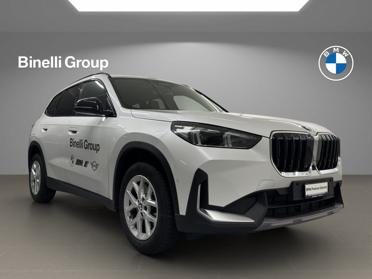 BMW X1 23i 48V, Mild-Hybrid Benzin/Elektro, Occasion / Gebraucht, Automatik - 7