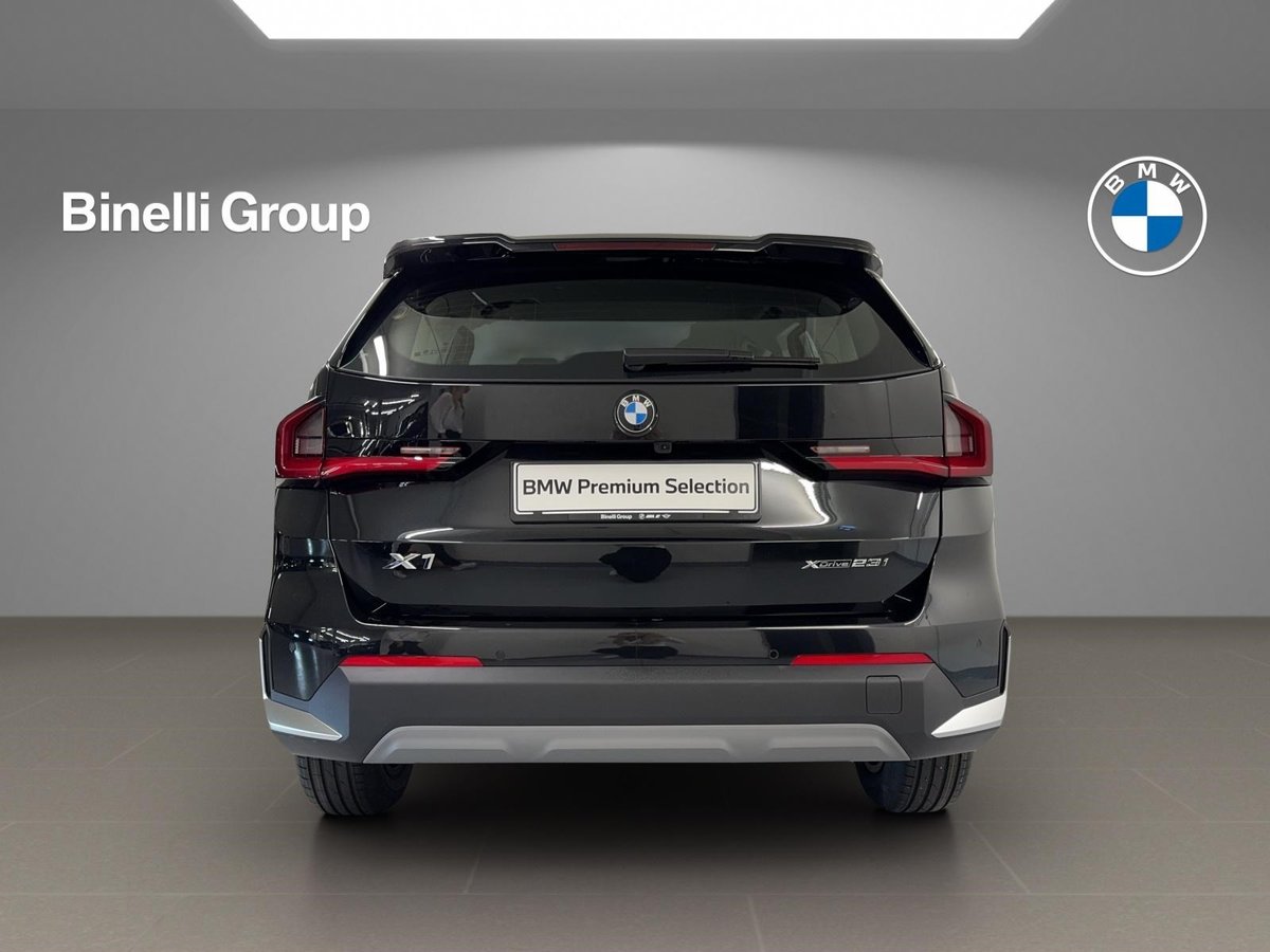 BMW X1 23i 48V, Hybride Léger Essence/Électricité, Occasion / Utilisé, Automatique - 4