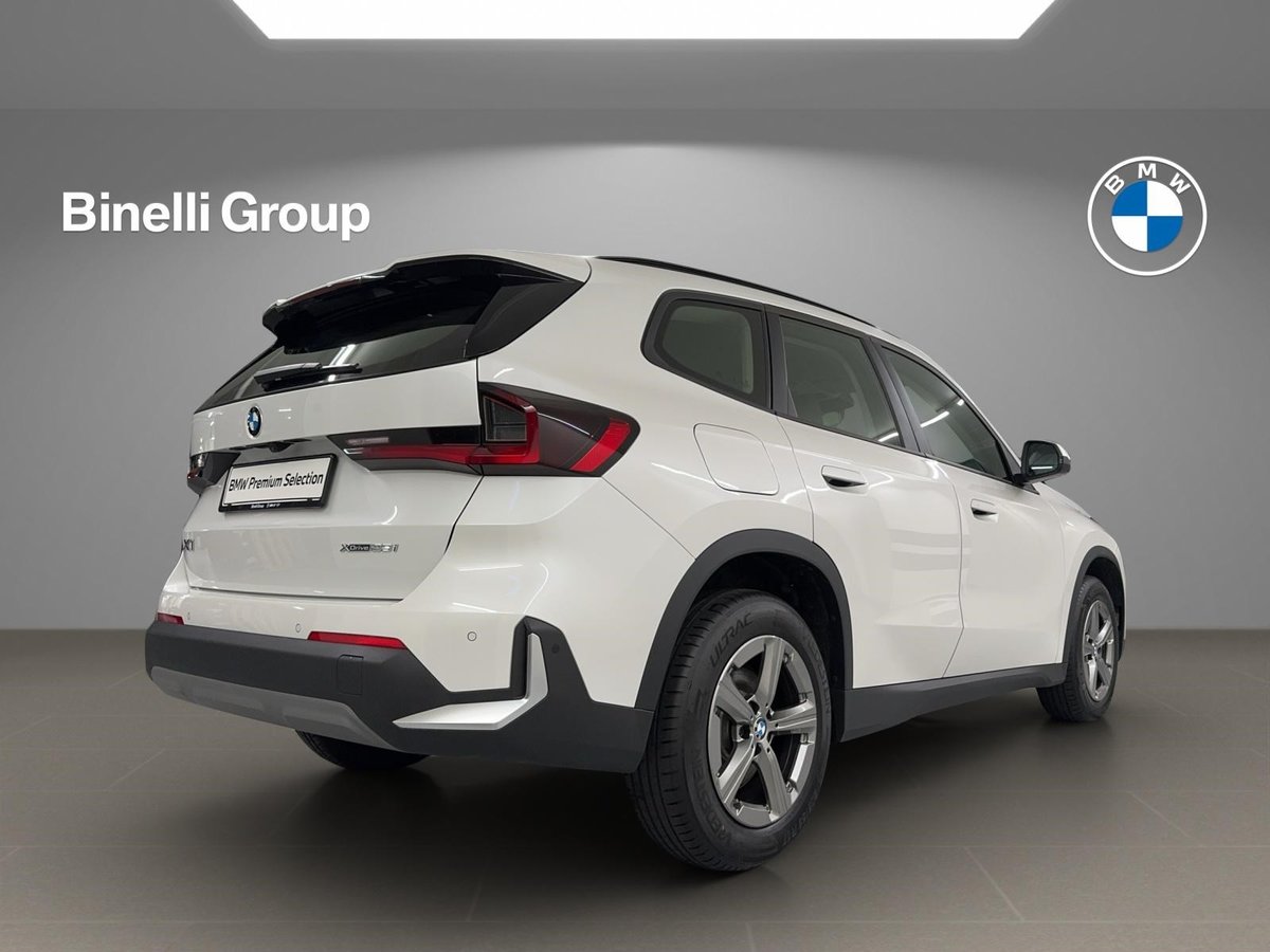 BMW X1 23i 48V, Mild-Hybrid Petrol/Electric, Second hand / Used, Automatic - 5