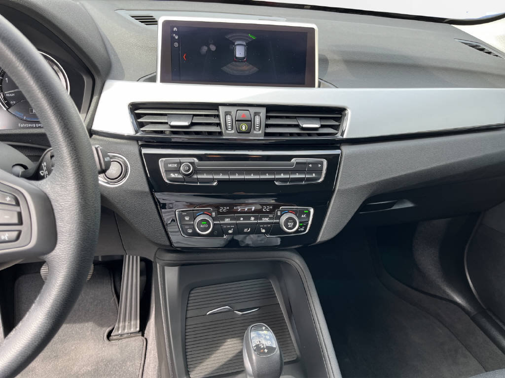 BMW X1 25e, Plug-in-Hybrid Benzin/Elektro, Occasion / Gebraucht, Automatik - 7