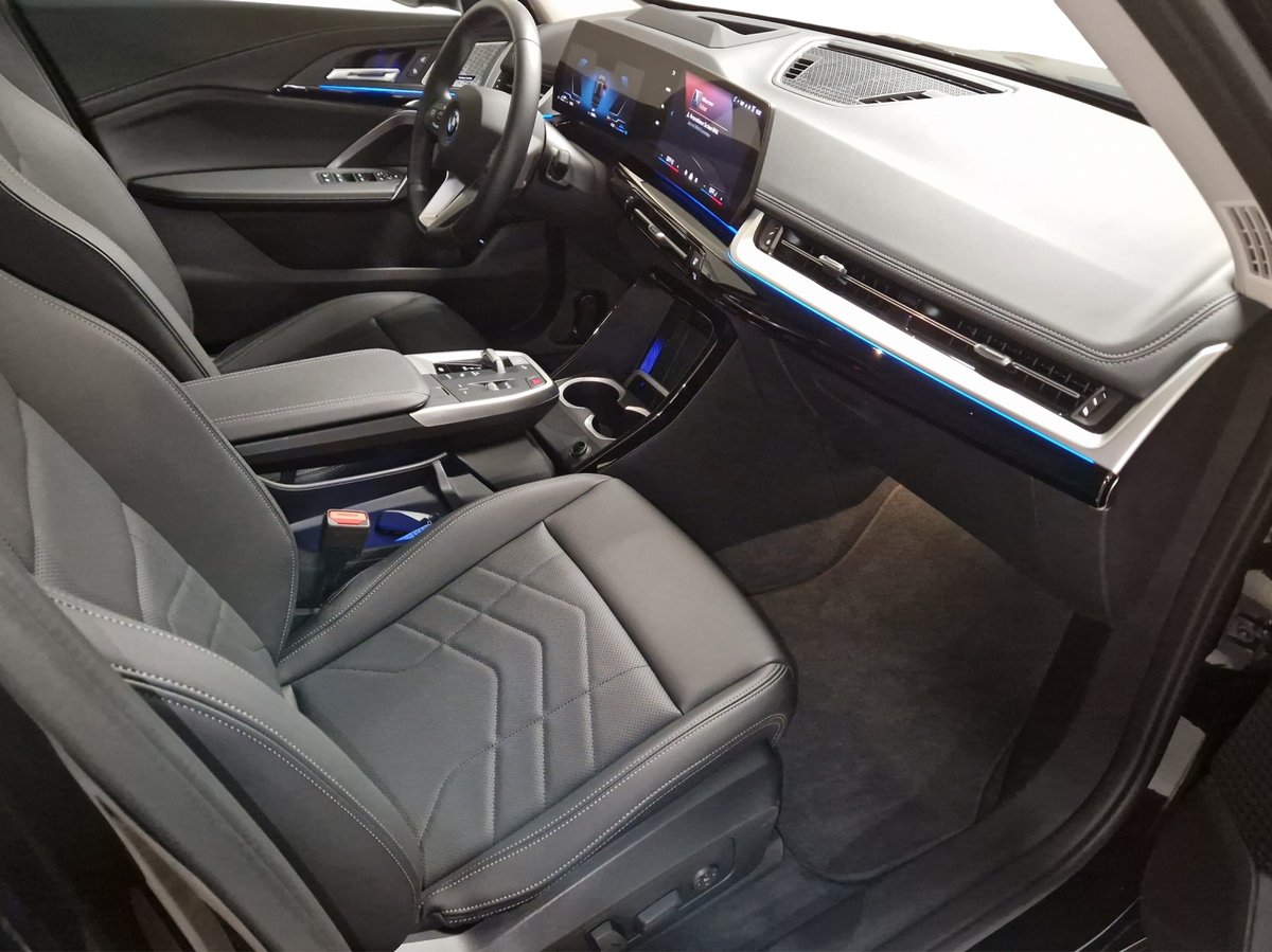 BMW X1 30e xLine, Plug-in-Hybrid Benzin/Elektro, Occasion / Gebraucht, Automatik - 3