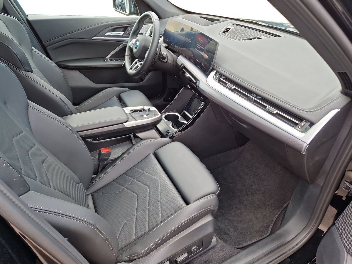 BMW X1 23i 48V M Sport, Hybride Léger Essence/Électricité, Occasion / Utilisé, Automatique - 3