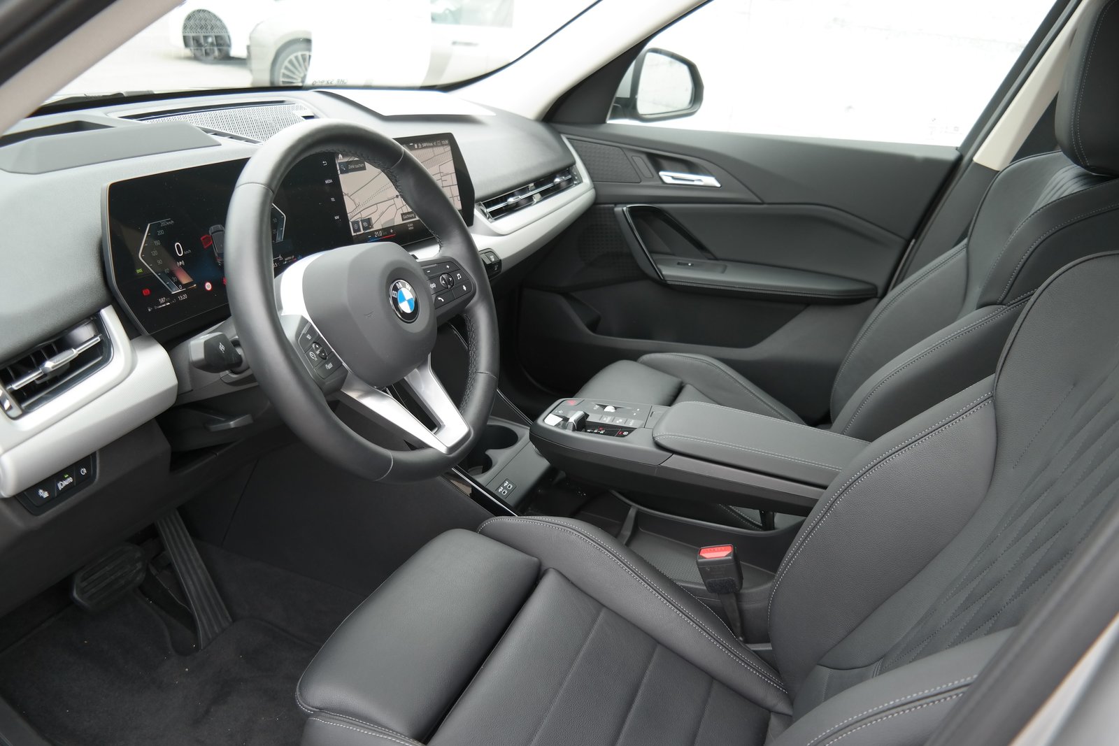 BMW X1 23i 48V, Hybride Léger Essence/Électricité, Occasion / Utilisé, Automatique - 6