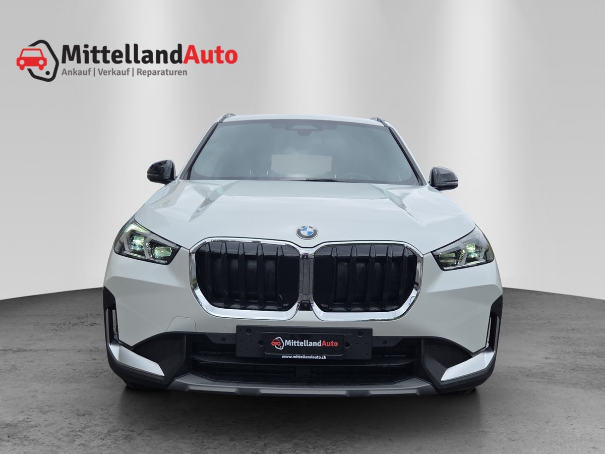 BMW X1 23i 48V, Mild-Hybrid Benzin/Elektro, Occasion / Gebraucht, Automatik - 2