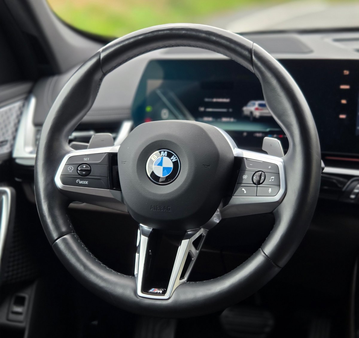 BMW X1 23i 48V, Mild-Hybrid Benzin/Elektro, Occasion / Gebraucht, Automatik - 7