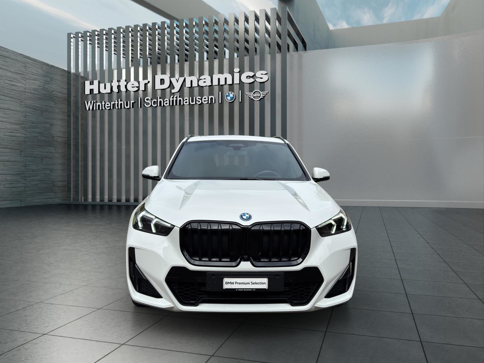 BMW X1 30e xDrive M Sportpaket Pro, Plug-in-Hybrid Benzin/Elektro, Occasion / Gebraucht, Automatik - 3