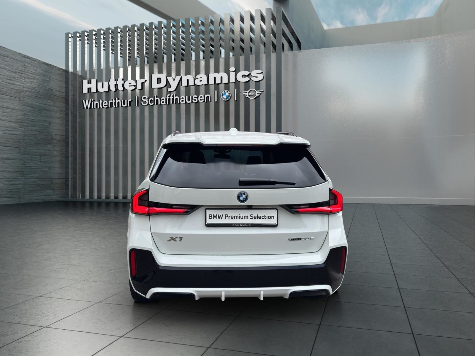 BMW X1 30e xDrive M Sportpaket Pro, Plug-in-Hybrid Benzin/Elektro, Occasion / Gebraucht, Automatik - 7