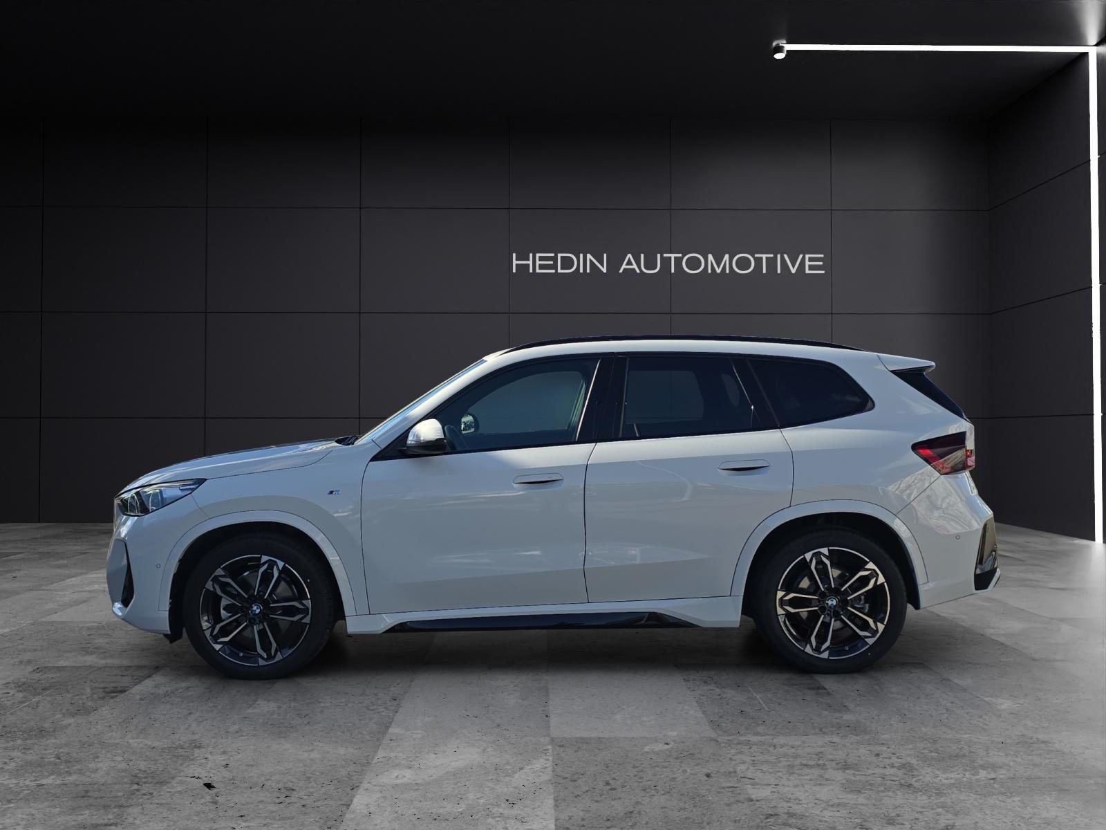 BMW X1 23i xDrive M Sport, Hybride Léger Essence/Électricité, Occasion / Utilisé, Automatique - 6