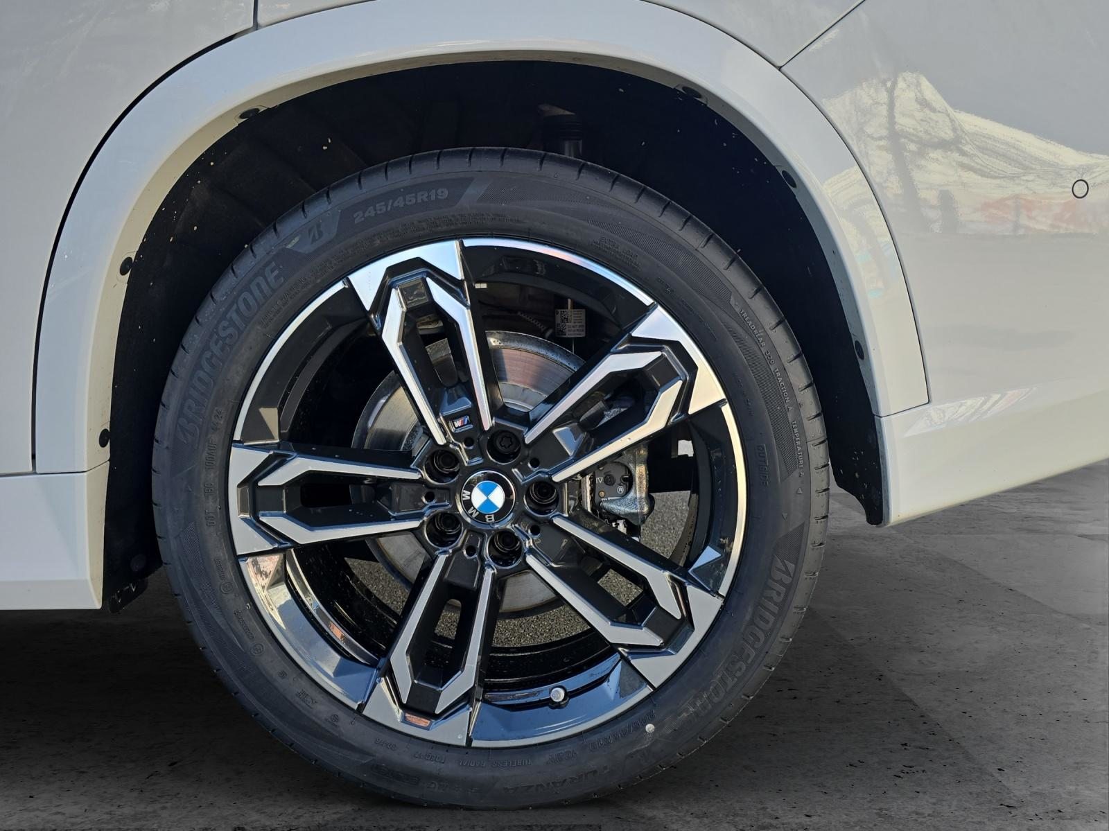 BMW X1 23i xDrive M Sport, Hybride Léger Essence/Électricité, Occasion / Utilisé, Automatique - 7