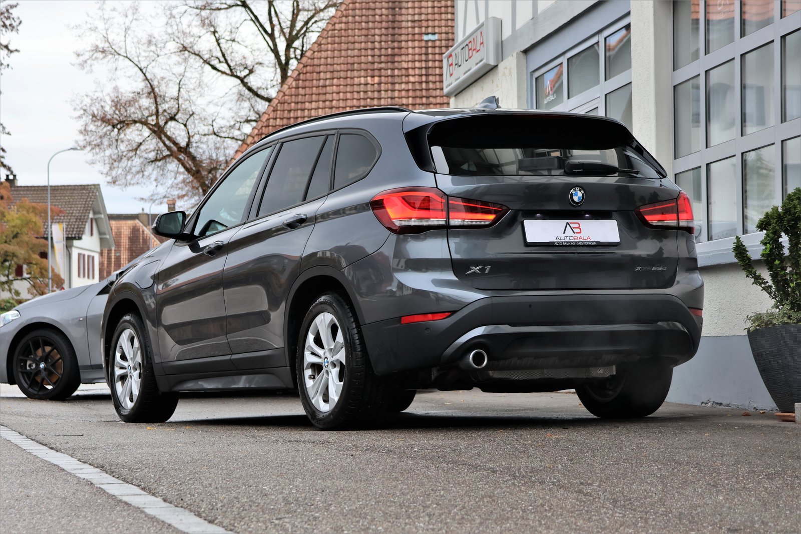 BMW X1 25e Steptronic, Plug-in-Hybrid Benzina/Elettrica, Occasioni / Usate, Automatico - 2