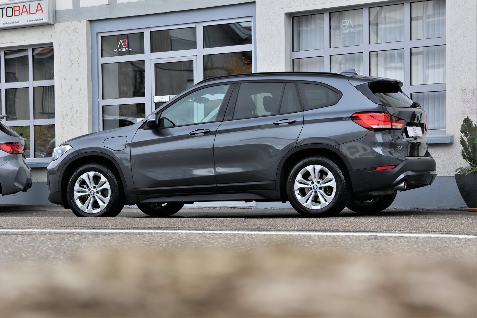 BMW X1 25e Steptronic, Plug-in-Hybrid Benzina/Elettrica, Occasioni / Usate, Automatico - 3