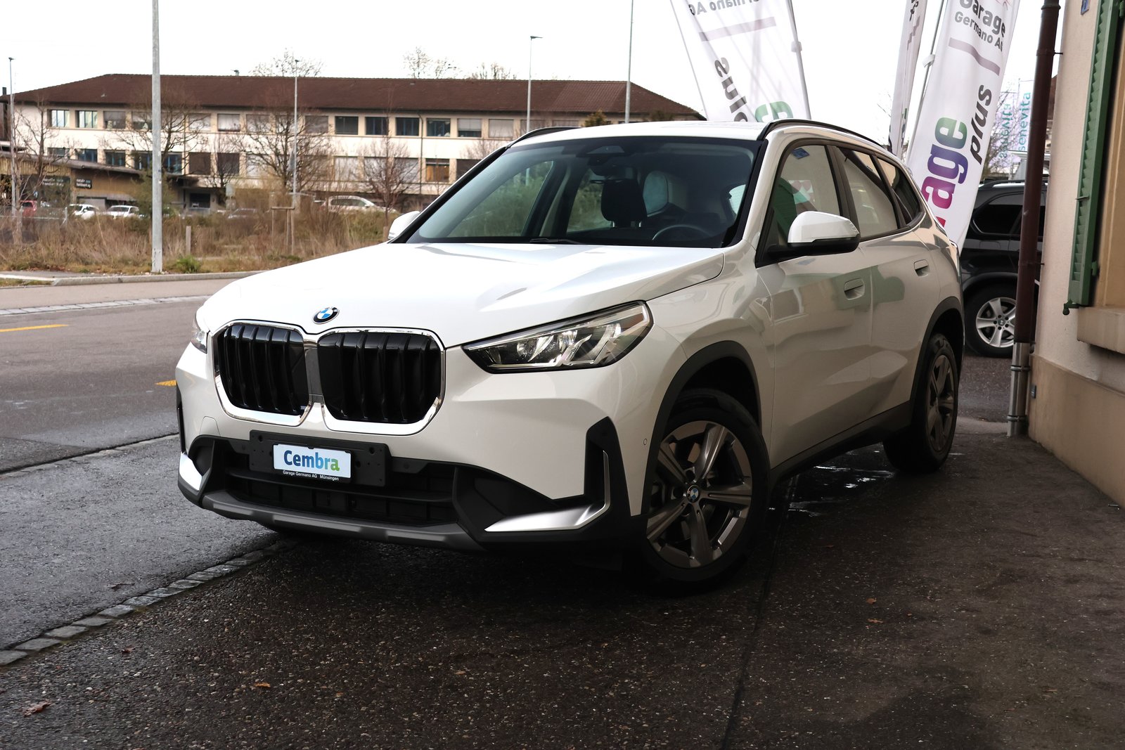 BMW X1 sDrive 20i 48V