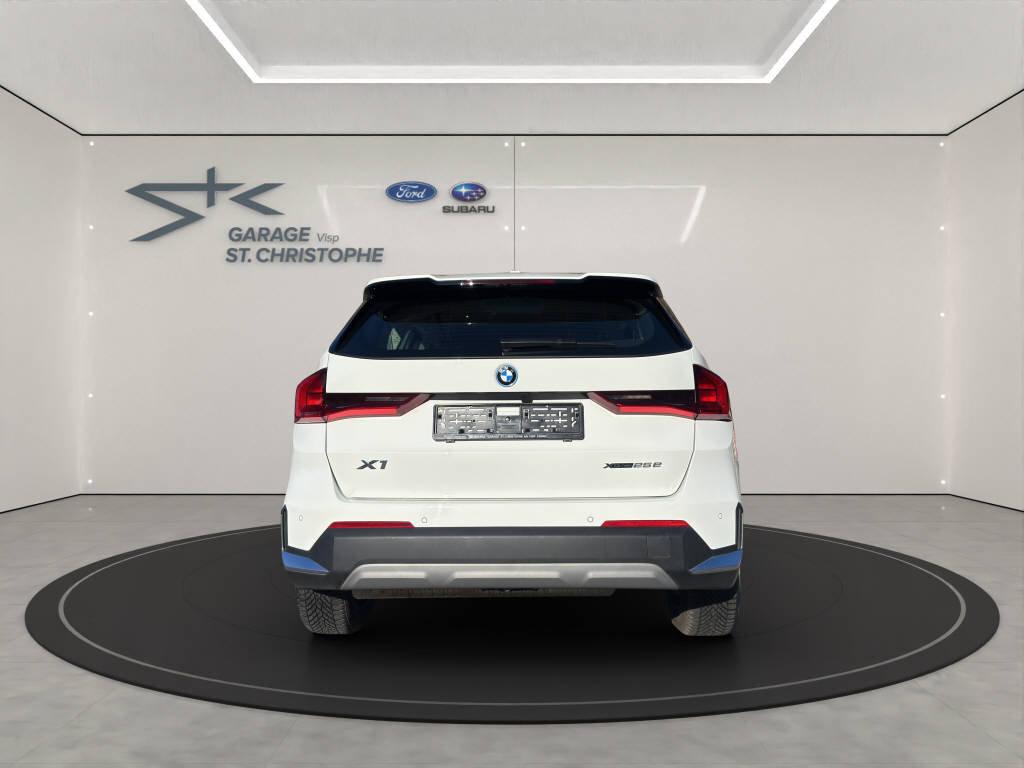 BMW X1 U11 25e, Plug-in-Hybrid Petrol/Electric, Second hand / Used, Automatic - 4