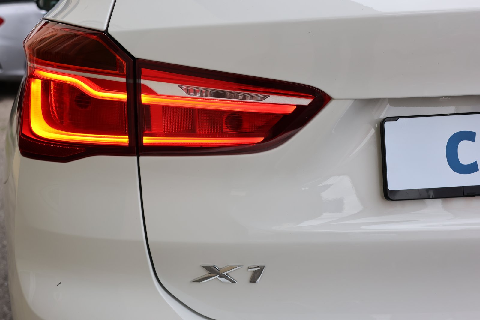 BMW X1 18d xLine Steptronic, Diesel, Occasion / Utilisé, Automatique - 7