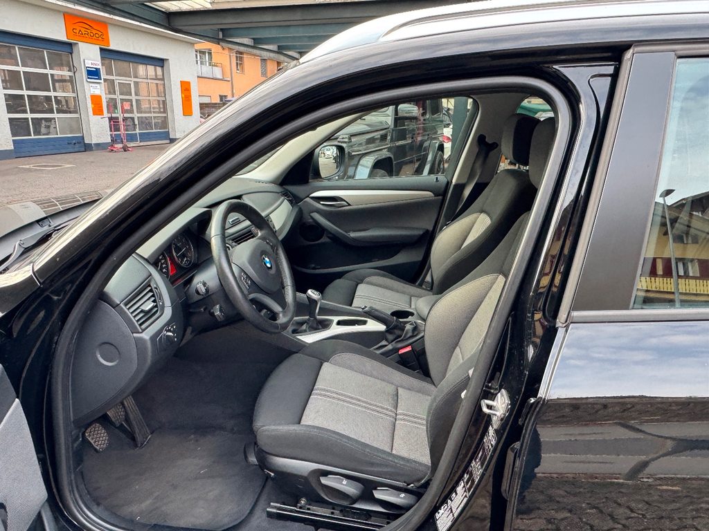 BMW X1 E84 20i xDrive, Benzin, Occasion / Gebraucht, Handschaltung - 6