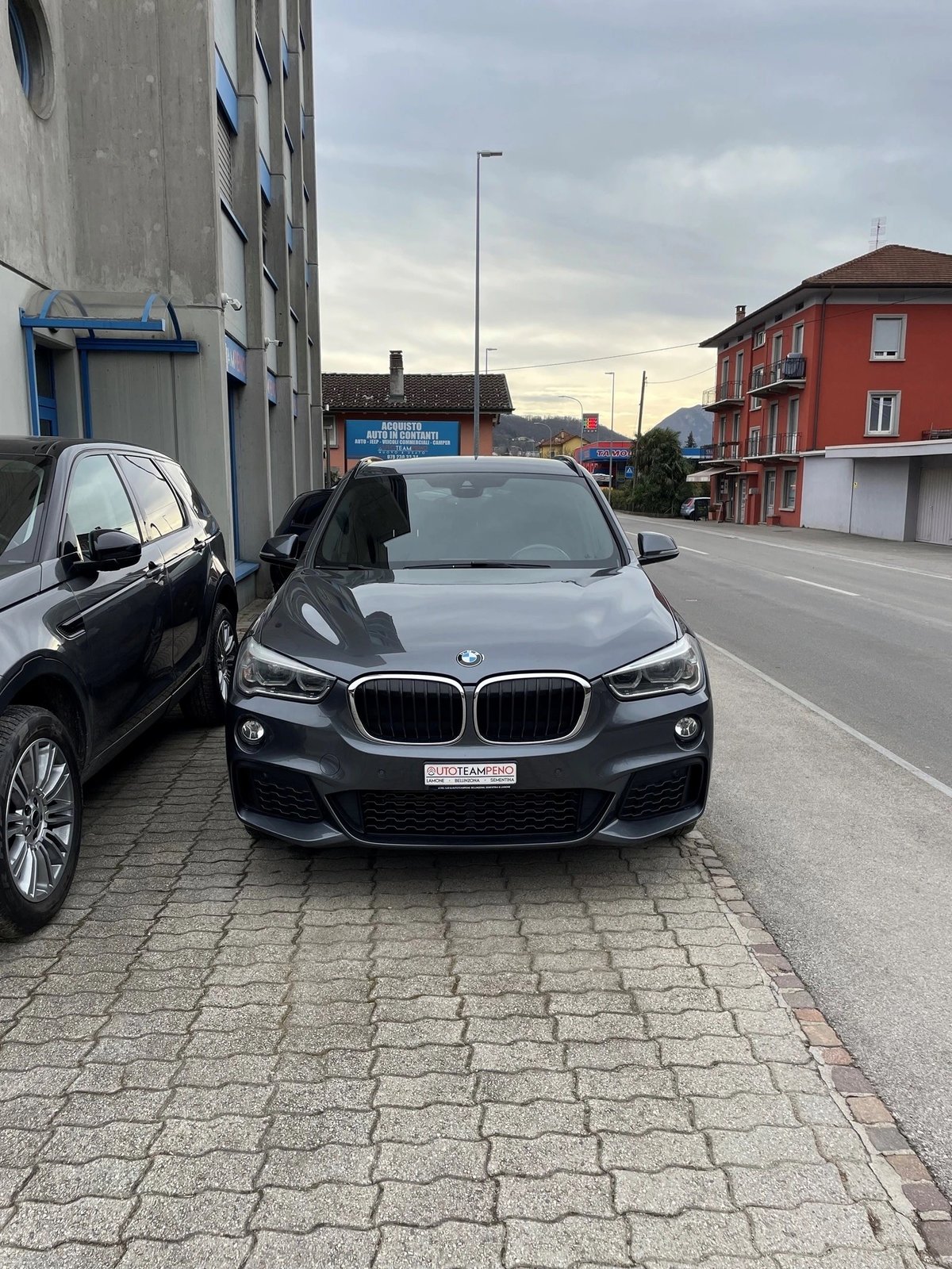 BMW X1 18d M Sport Steptronic, Diesel, Occasion / Gebraucht, Automatik - 2