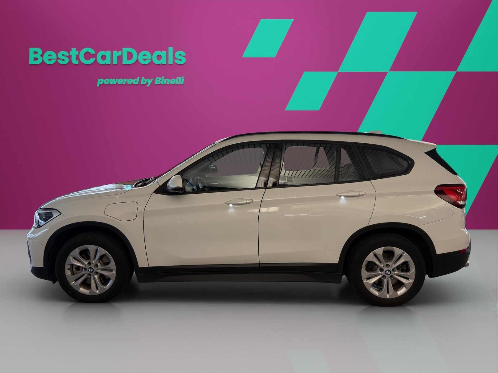 BMW X1 xDrive25e, Plug-in-Hybrid Petrol/Electric, Second hand / Used, Automatic - 6