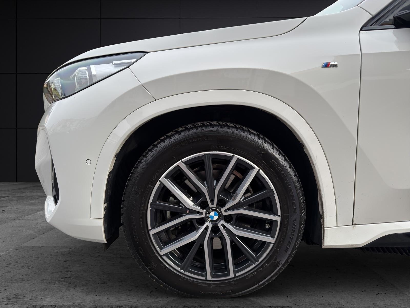 BMW X1 20i sDrive paddles, Hybride Léger Essence/Électricité, Occasion / Utilisé, Automatique - 5