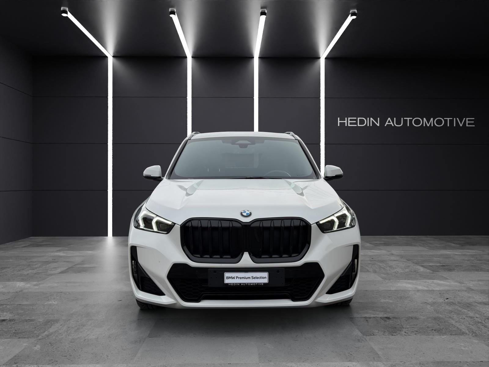 BMW X1 20i sDrive paddles, Hybride Léger Essence/Électricité, Occasion / Utilisé, Automatique - 7