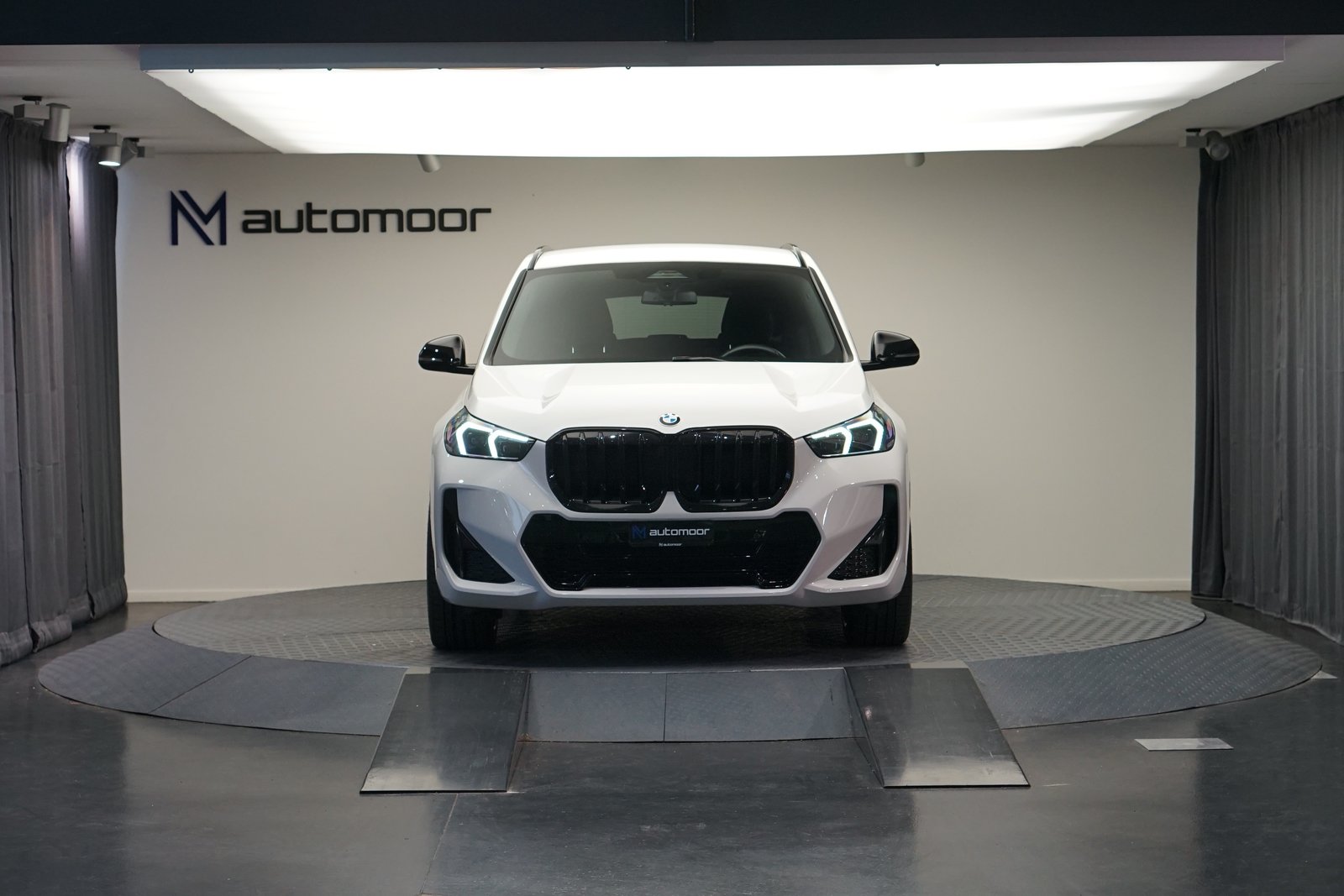 BMW X1 23d 48V M Sport *CH-Fahrzeug*, Mild-Hybrid Diesel/Electric, Second hand / Used, Automatic - 2