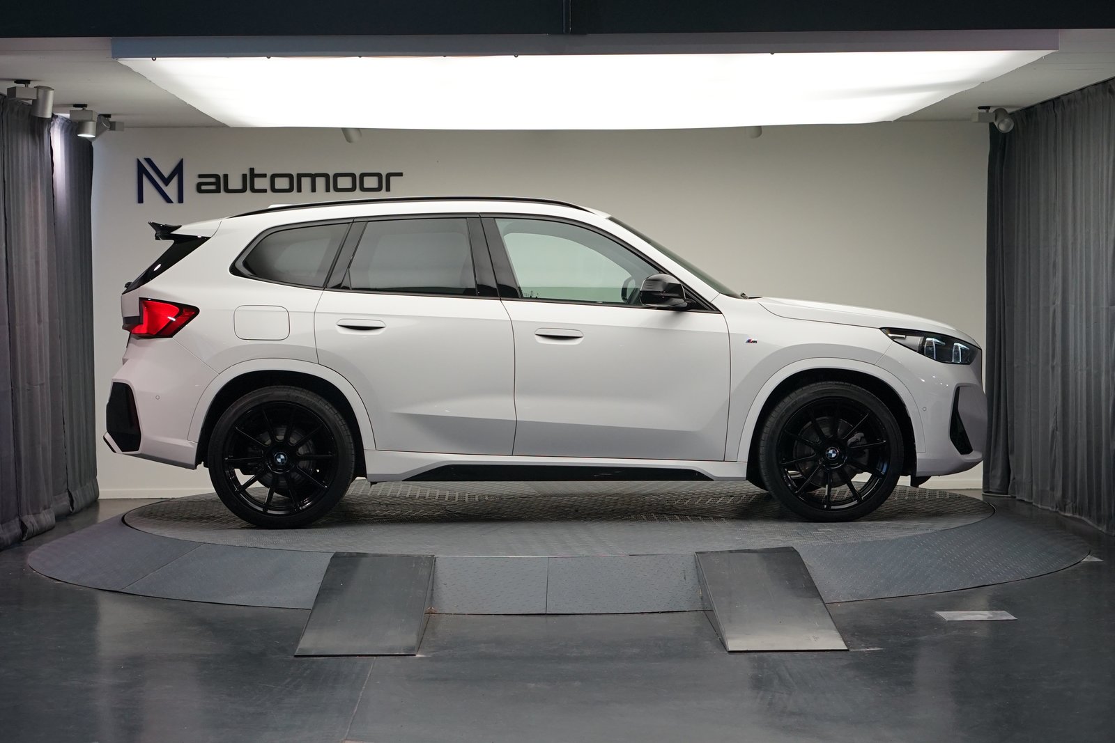 BMW X1 23d 48V M Sport *CH-Fahrzeug*, Mild-Hybrid Diesel/Electric, Second hand / Used, Automatic - 4