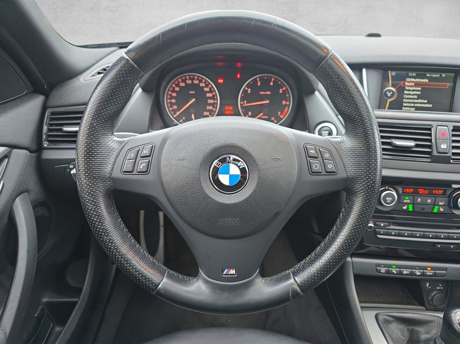 BMW X1 20i M-Sportpaket, Essence, Occasion / Utilisé, Manuelle - 6