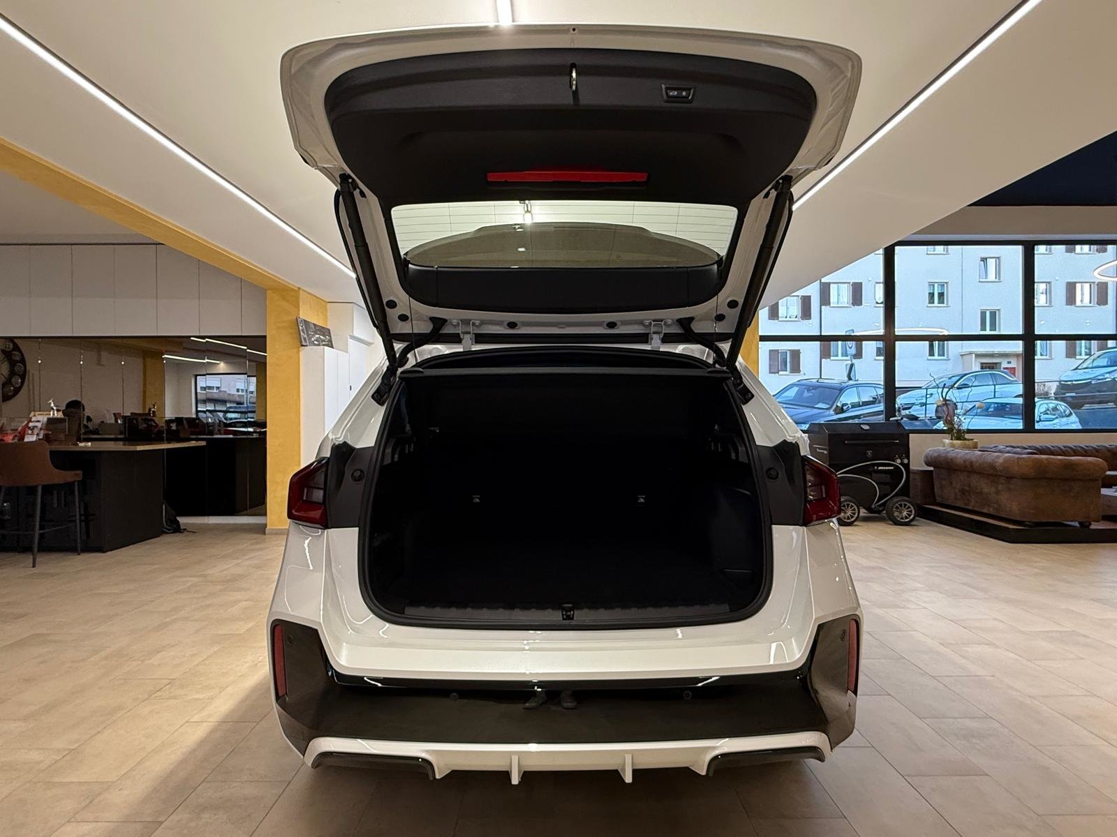BMW X1 sDrive 18i M Sport, Essence, Occasion / Utilisé, Automatique - 7