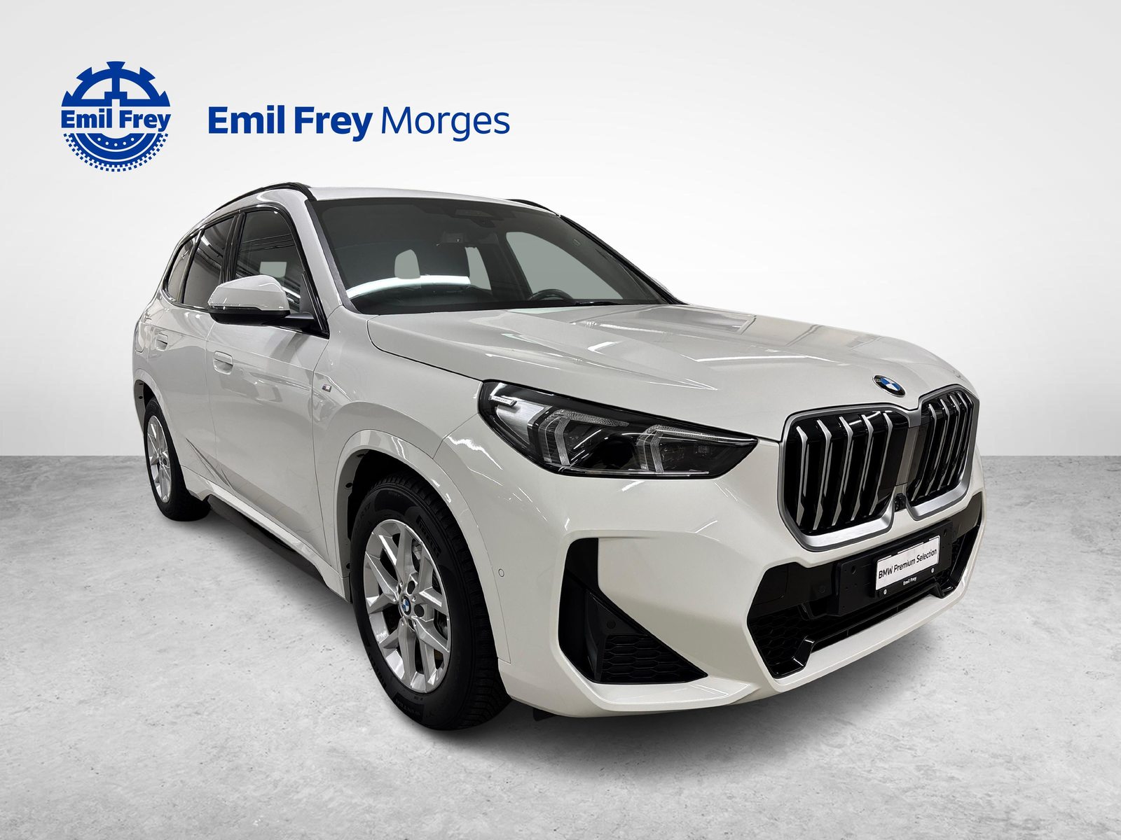 BMW X1 23i xDrive paddles 48V M-Sport