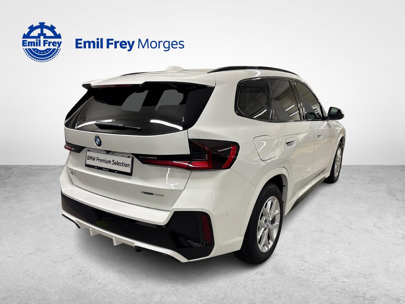 BMW X1 23i xDrive paddles 48V M-Sport, Mild-Hybrid Petrol/Electric, Second hand / Used, Automatic - 7