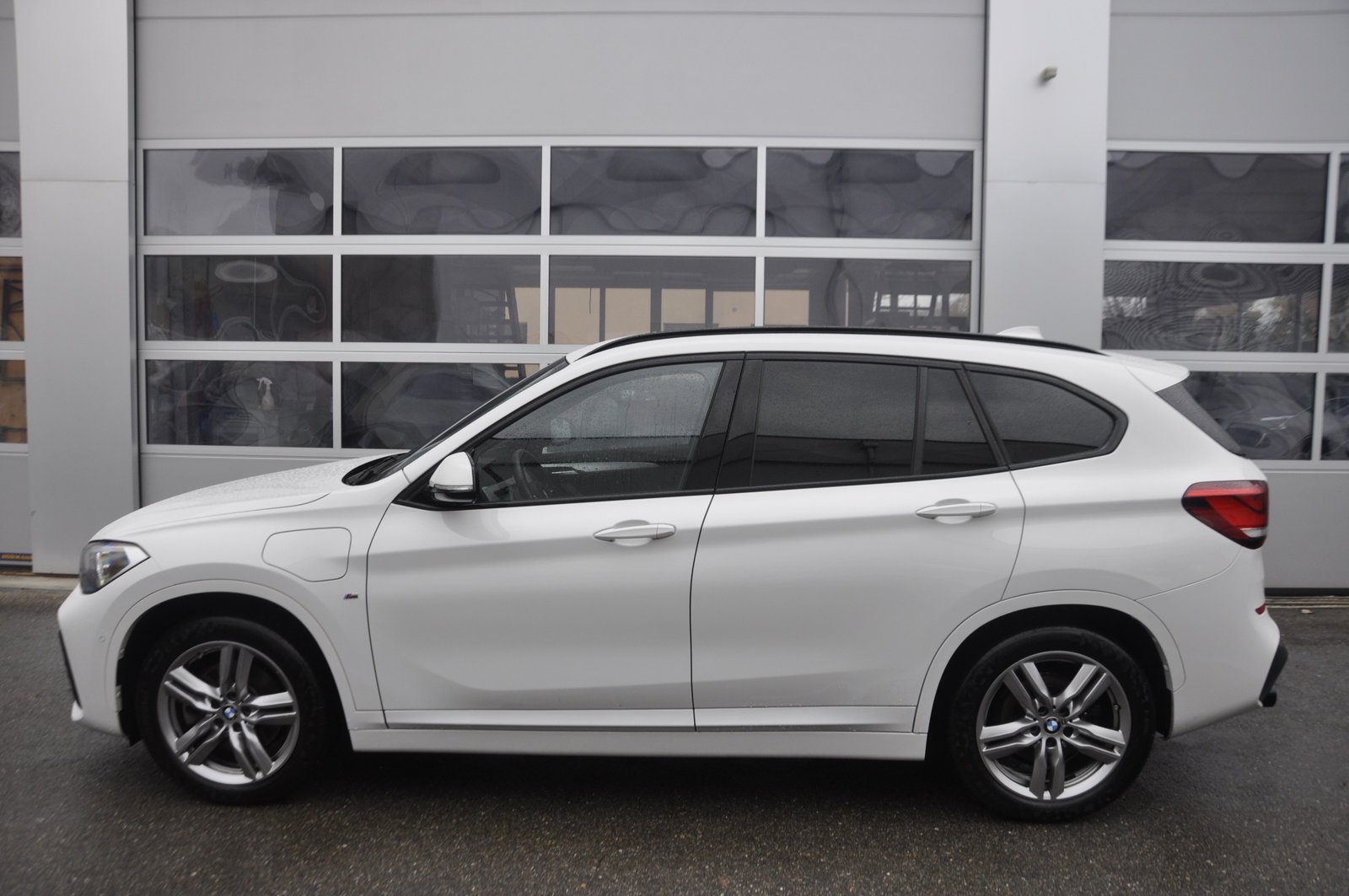 BMW X1 25e M Sport Steptronic I Anhängerkupplung (Ve, Hybride Rechargeable Essence/Électricité, Occasion / Utilisé, Automatique - 3
