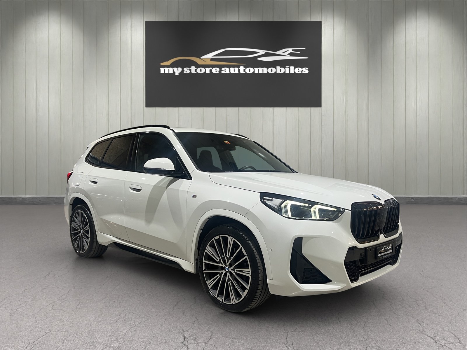 BMW X1 23d 48V M Sport, Mild-Hybrid Diesel/Elektro, Occasion / Gebraucht, Automatik - 2