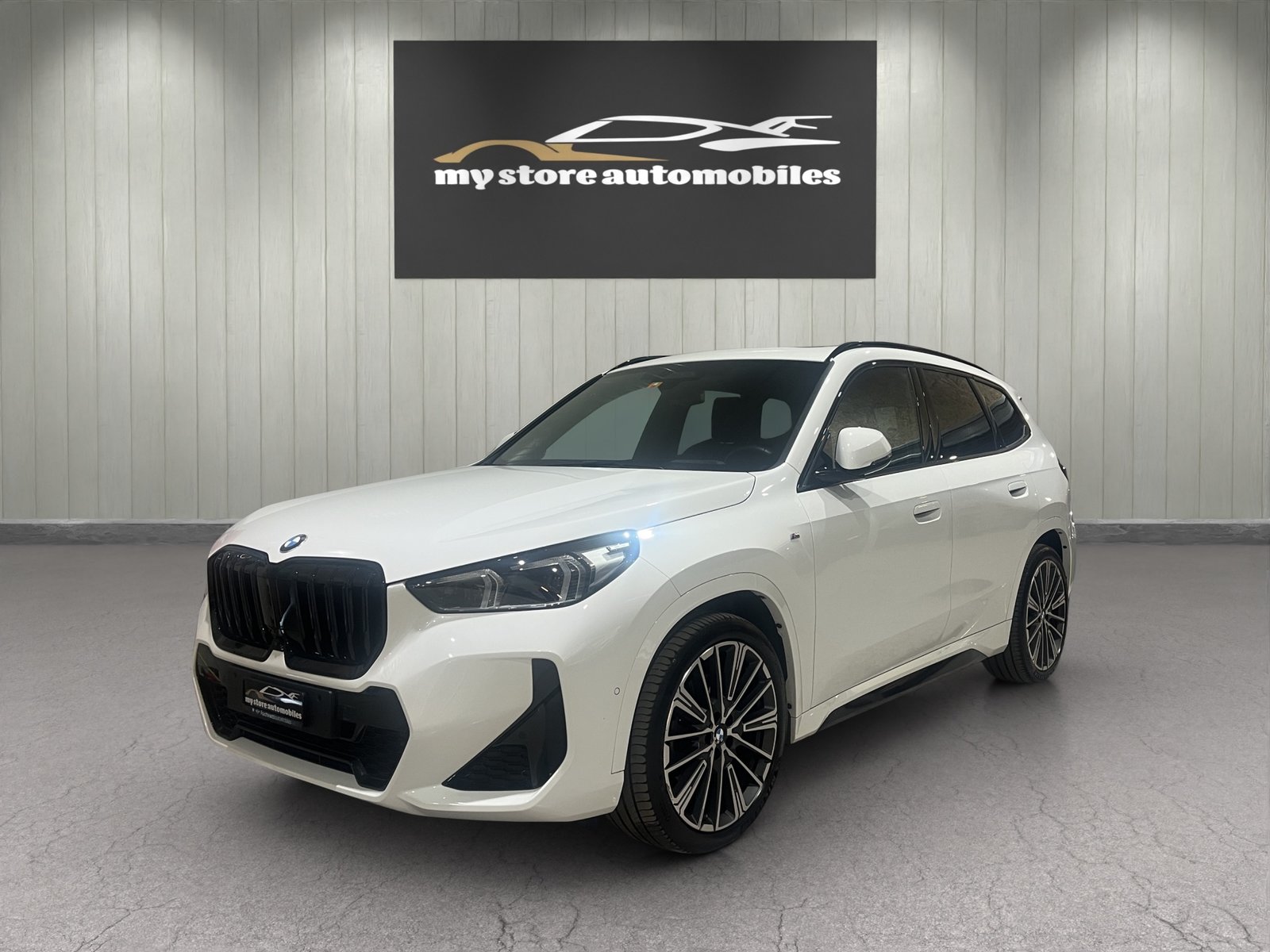 BMW X1 23d 48V M Sport, Mild-Hybrid Diesel/Elektro, Occasion / Gebraucht, Automatik - 4