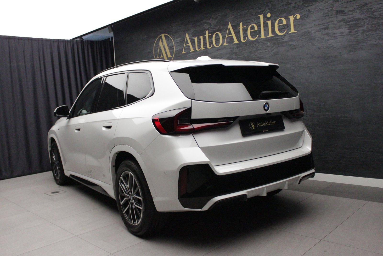 BMW X1 23d 48V M Sport, Hybride Léger Diesel/Électricité, Occasion / Utilisé, Automatique - 6
