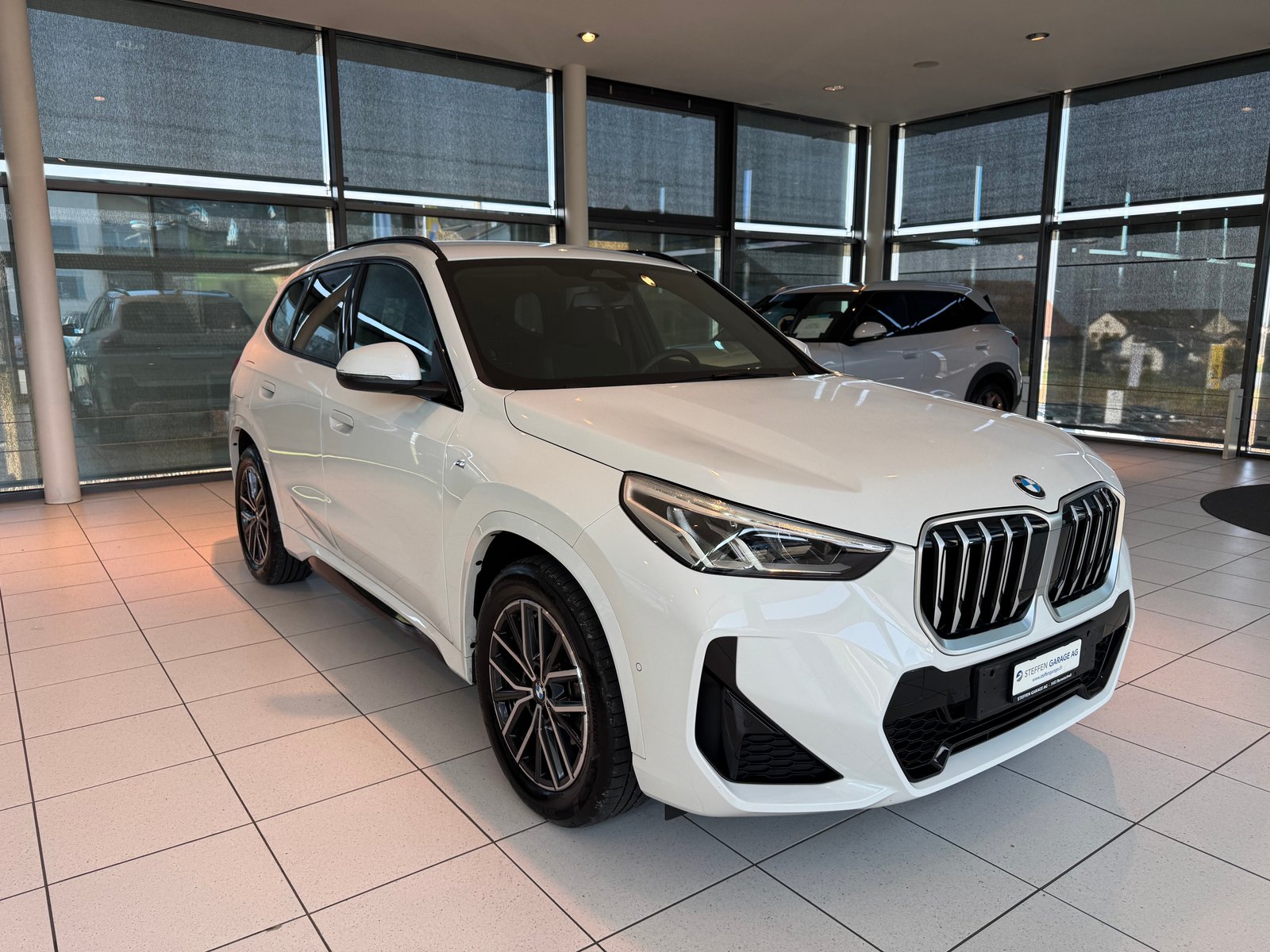 BMW X1 sDrive 18i M Sport, Benzin, Occasion / Gebraucht, Automatik - 3