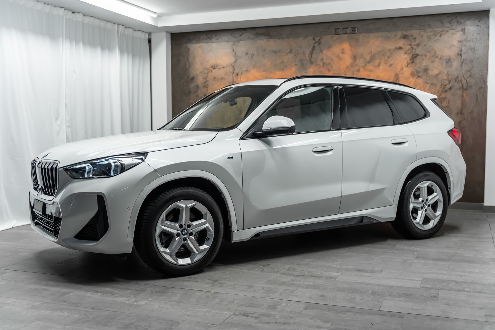 BMW BMW X1 sDrive 20i 48V M Sport *Facelift*Panorama*Leder*3, Benzin, Occasion / Gebraucht, Automatik - 6