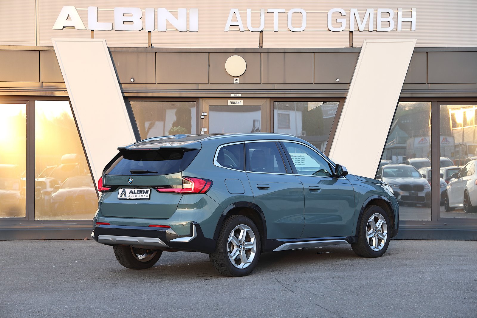 BMW X1 23d 48V xLine, Mild-Hybrid Diesel/Electric, Second hand / Used, Automatic - 3