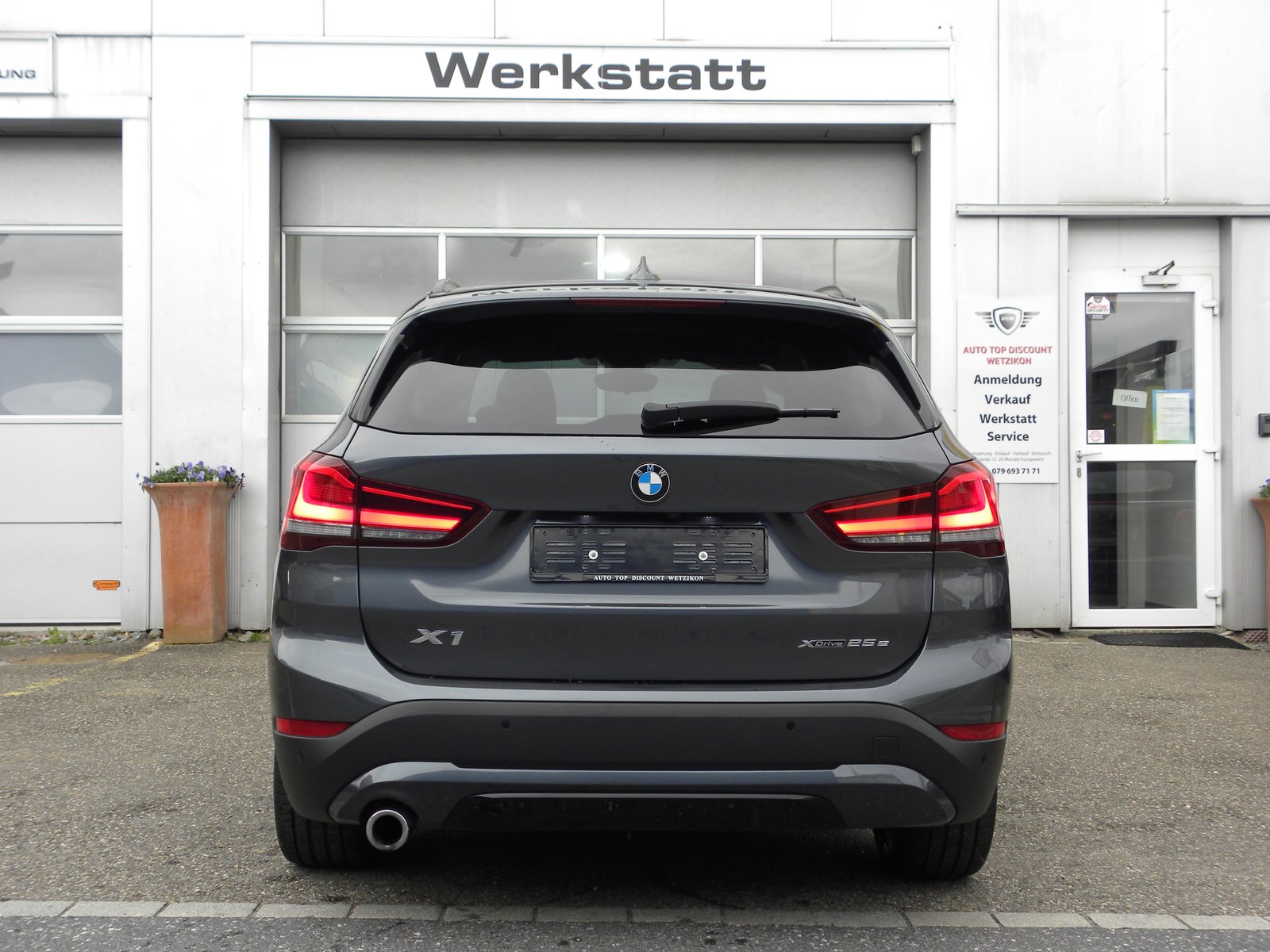BMW X1 25e Sport Line Steptronic, Plug-in-Hybrid Benzin/Elektro, Occasion / Gebraucht, Automatik - 4