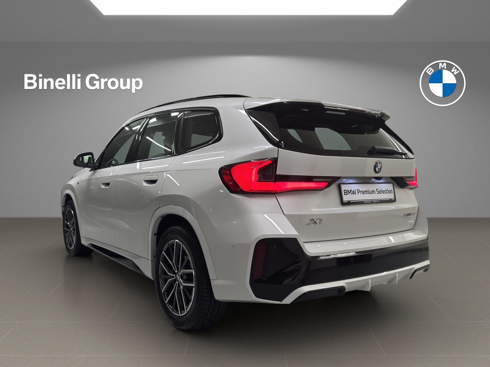 BMW X1 23i xDrive, Hybride Léger Essence/Électricité, Occasion / Utilisé, Automatique - 3