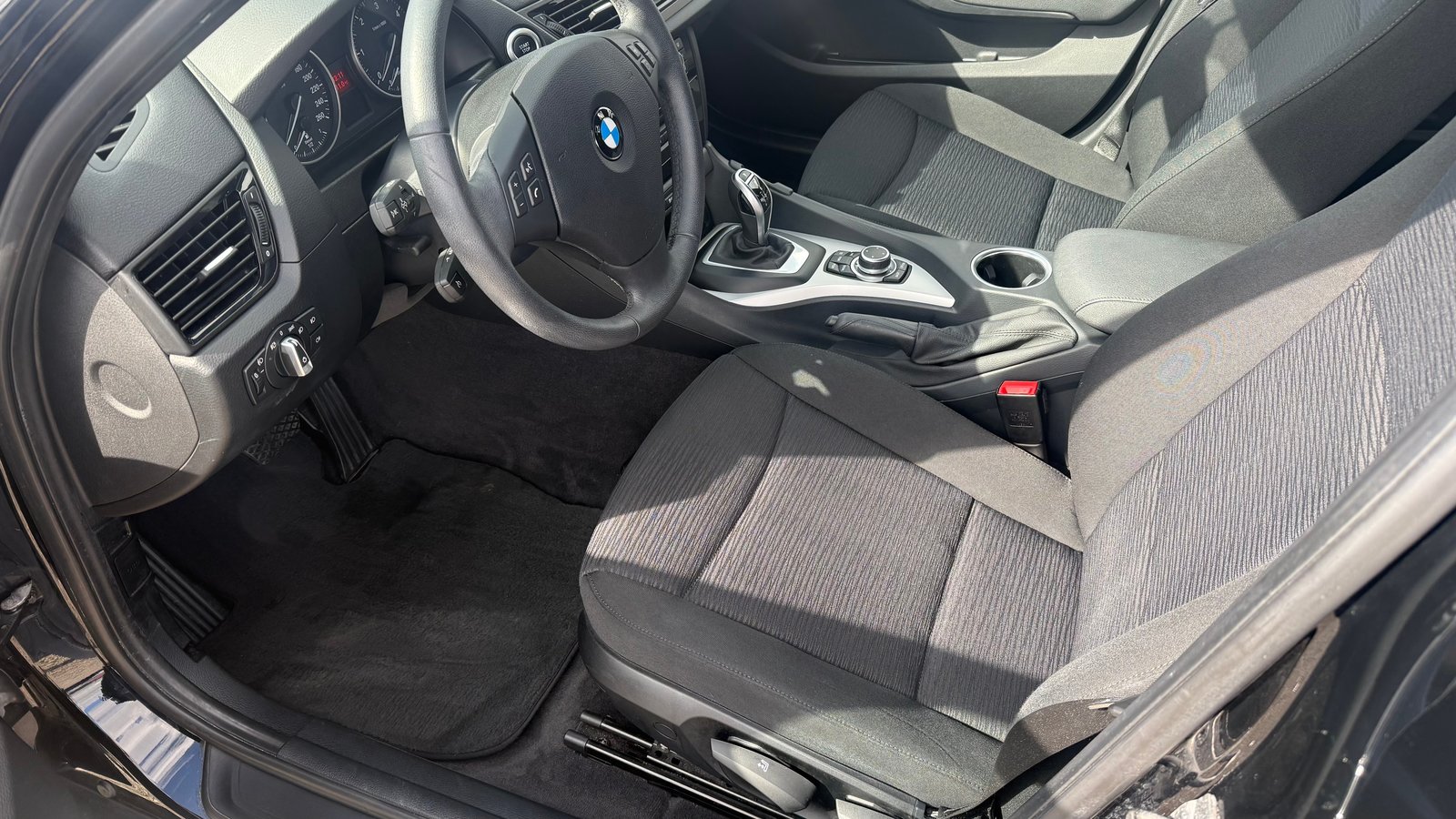 BMW X1 18d Steptronic, Diesel, Second hand / Used, Automatic - 2