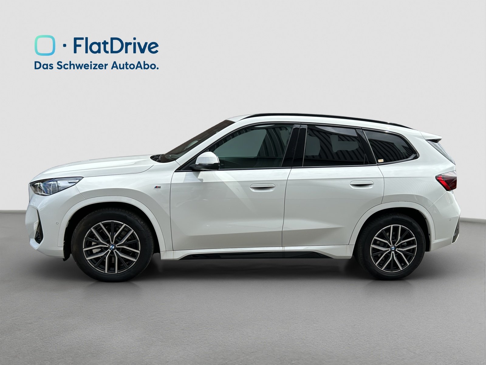BMW X1 23i 48V M Sport AHK, Mild-Hybrid Benzin/Elektro, Occasion / Gebraucht, Automatik - 2