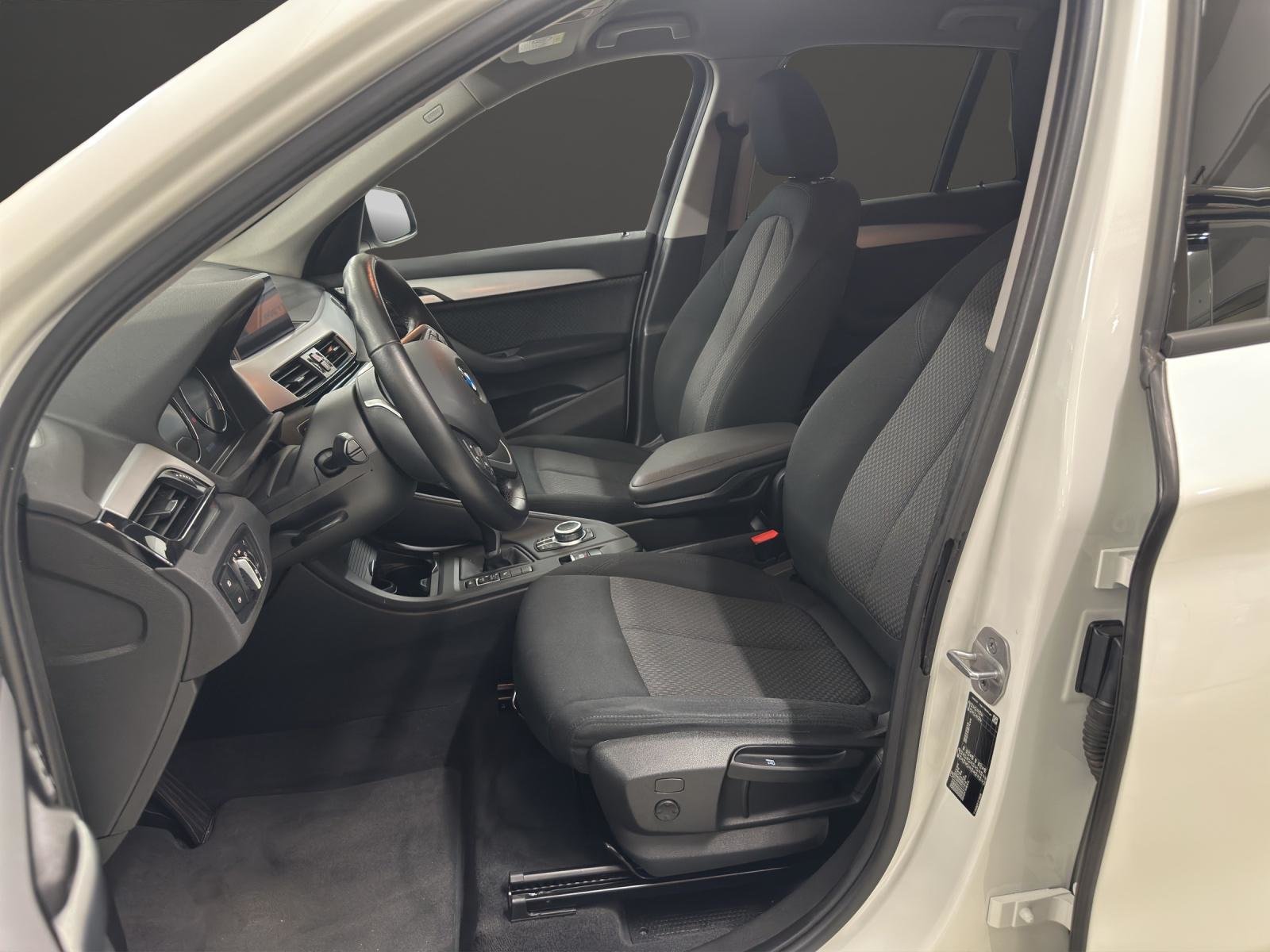 BMW X1 sDrive 18i Steptronic DSK, Essence, Occasion / Utilisé, Automatique - 7