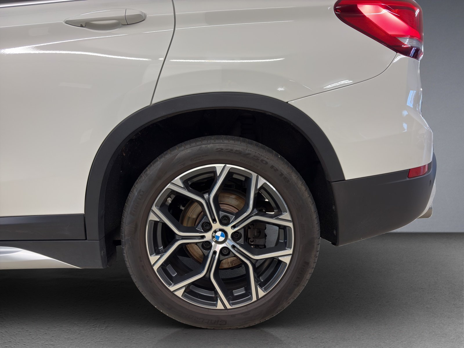 BMW X1 sDrive 18i xLine, Petrol, Second hand / Used, Automatic - 6
