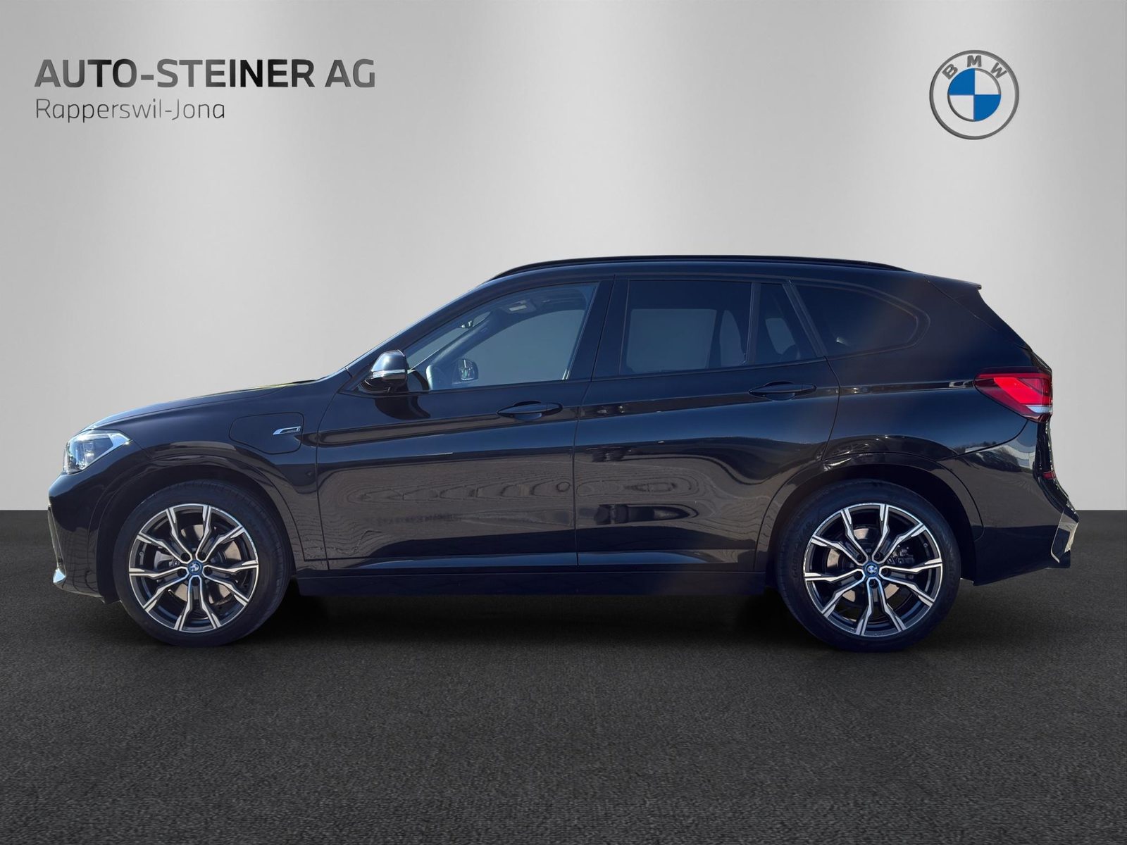 BMW X1 xDrive25e MSport, Plug-in-Hybrid Petrol/Electric, Second hand / Used, Automatic - 2