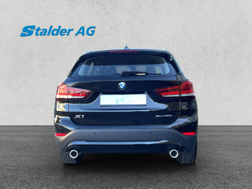 BMW X1 20i, Benzin, Occasion / Gebraucht, Automatik - 5