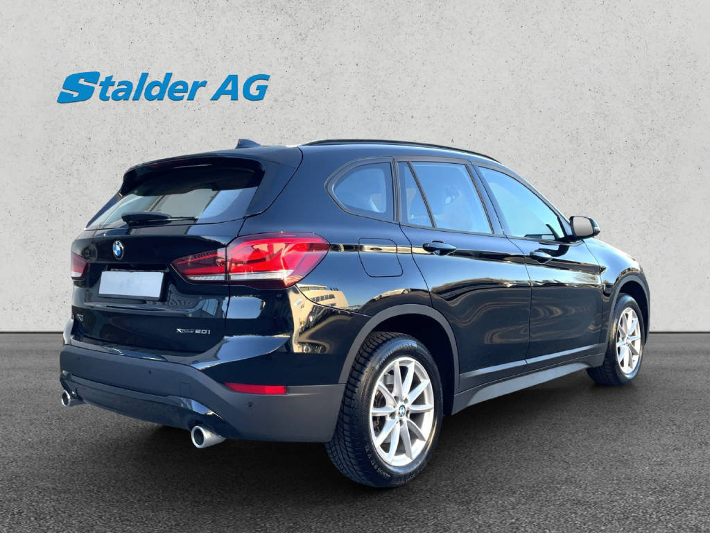 BMW X1 20i, Benzin, Occasion / Gebraucht, Automatik - 6