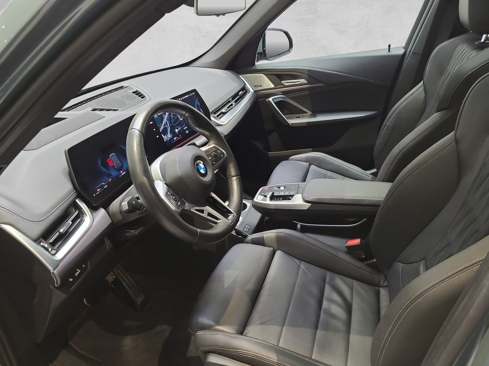 BMW X1 23d 48V M Sport, Diesel, Occasion / Gebraucht, Automatik - 7